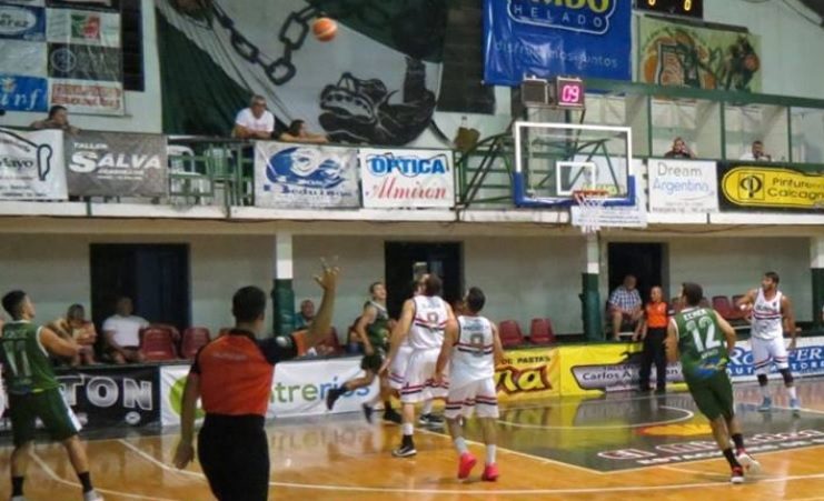 BH volvió al triunfo jugando en casa