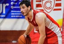 Quique cayó ante Rivadavia y quedó comprometido